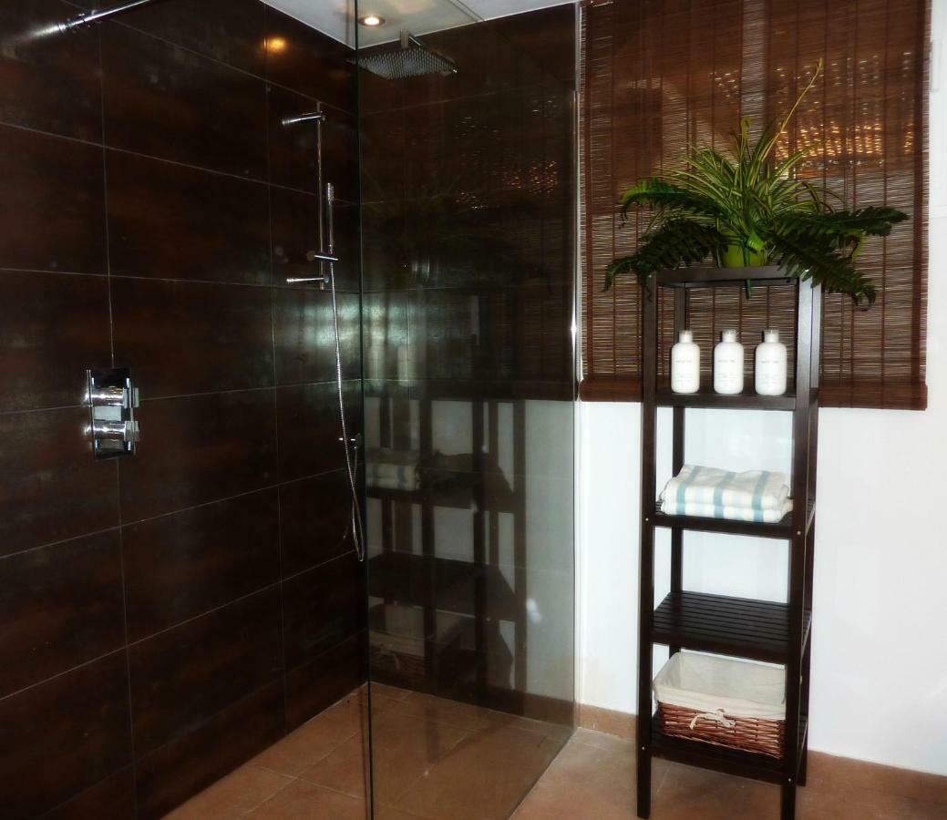 Villa Breeze Boutique Guest Rooms, Marbella Sitio de Calahonda Εξωτερικό φωτογραφία