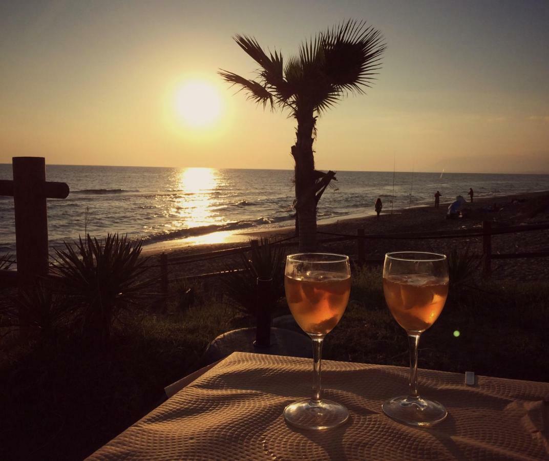 Villa Breeze Boutique Guest Rooms, Marbella Sitio de Calahonda Εξωτερικό φωτογραφία