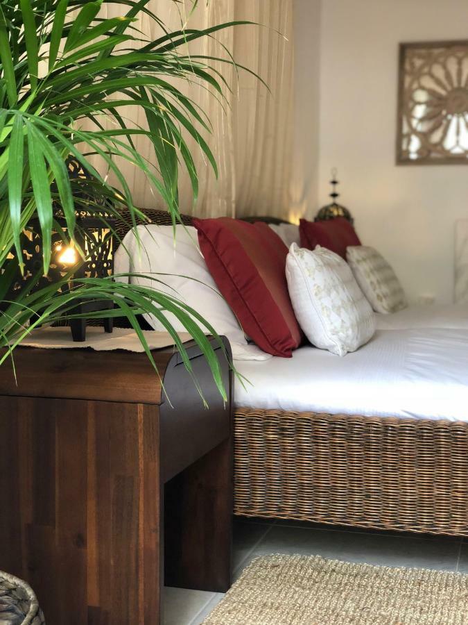 Villa Breeze Boutique Guest Rooms, Marbella Sitio de Calahonda Εξωτερικό φωτογραφία